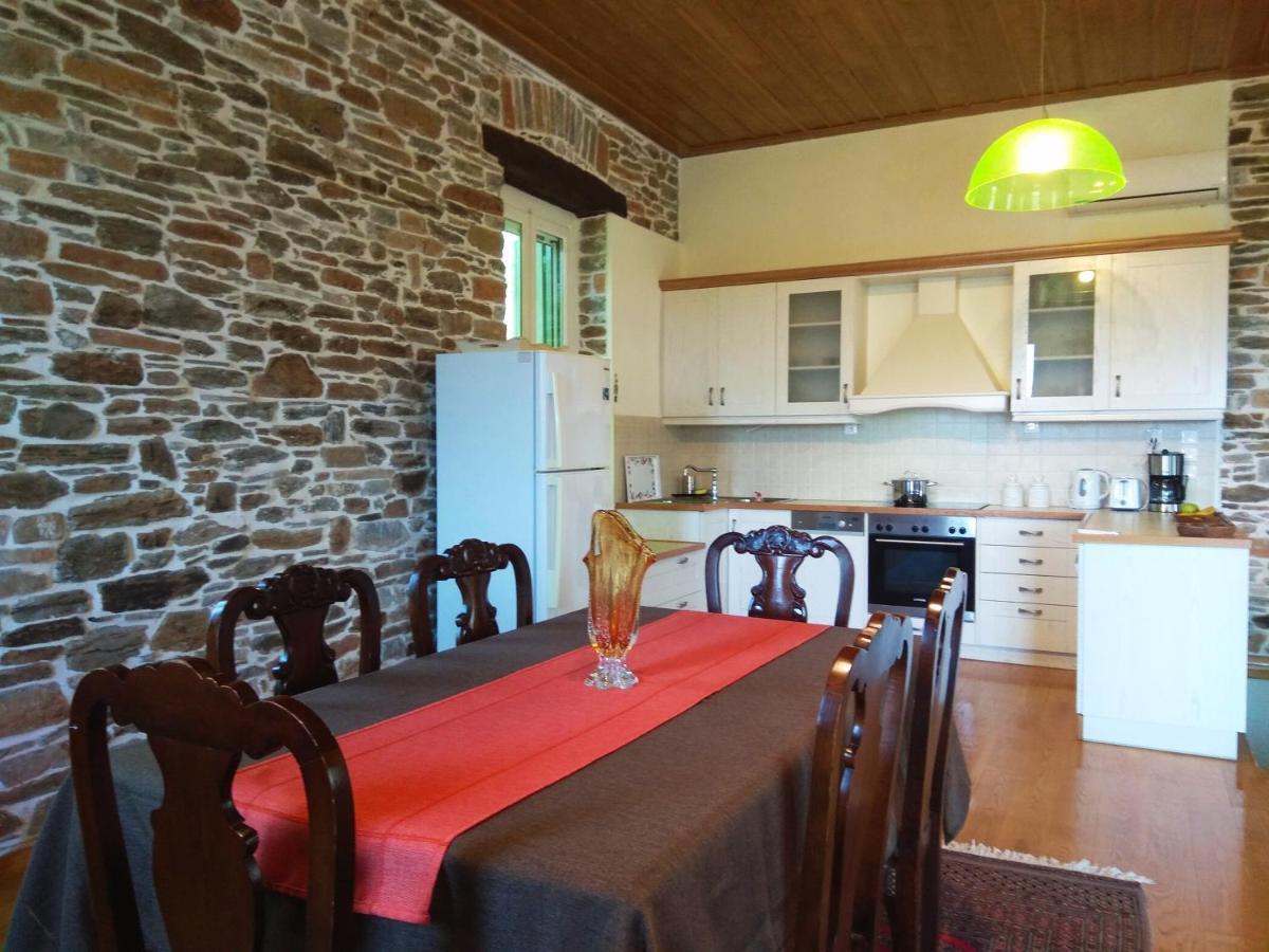 Marina Traditional Stonehouse Afetai Exterior photo