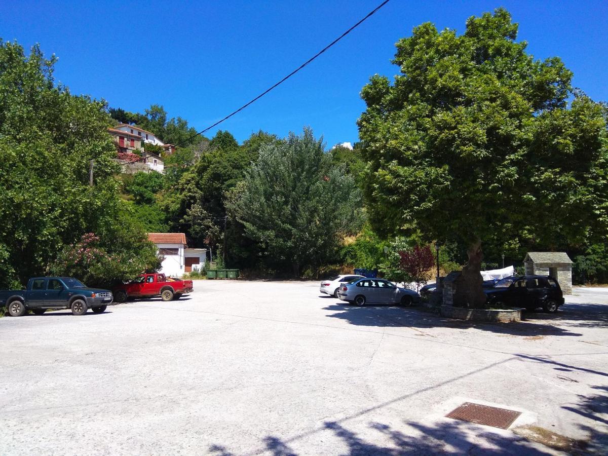 Marina Traditional Stonehouse Afetai Exterior photo